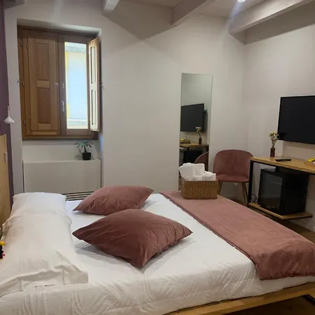 Via Del Centro 게스트하우스 4*